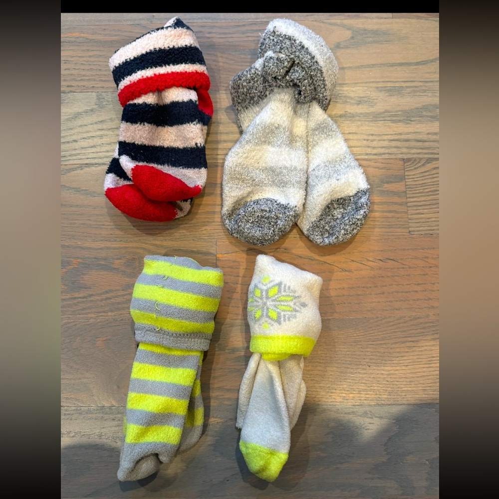 Women’s fuzzy socks O/S
